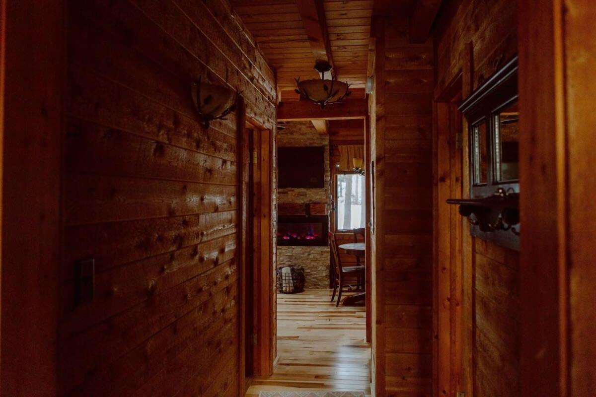 Crystal Mountain Cabin-Shuttle Pass Included! Thompsonville Extérieur photo